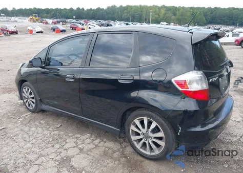 2013 Honda Fit Sport z USA, uszkodzony, nr VIN JHMGE8H53DC062784